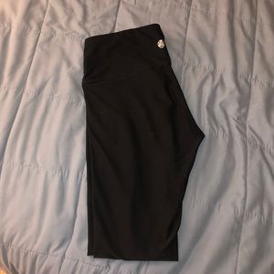 Full length black leggings!